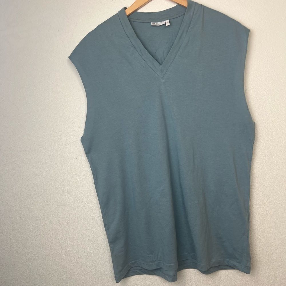 ASOS DESIGN  Men oversized vest Size XS